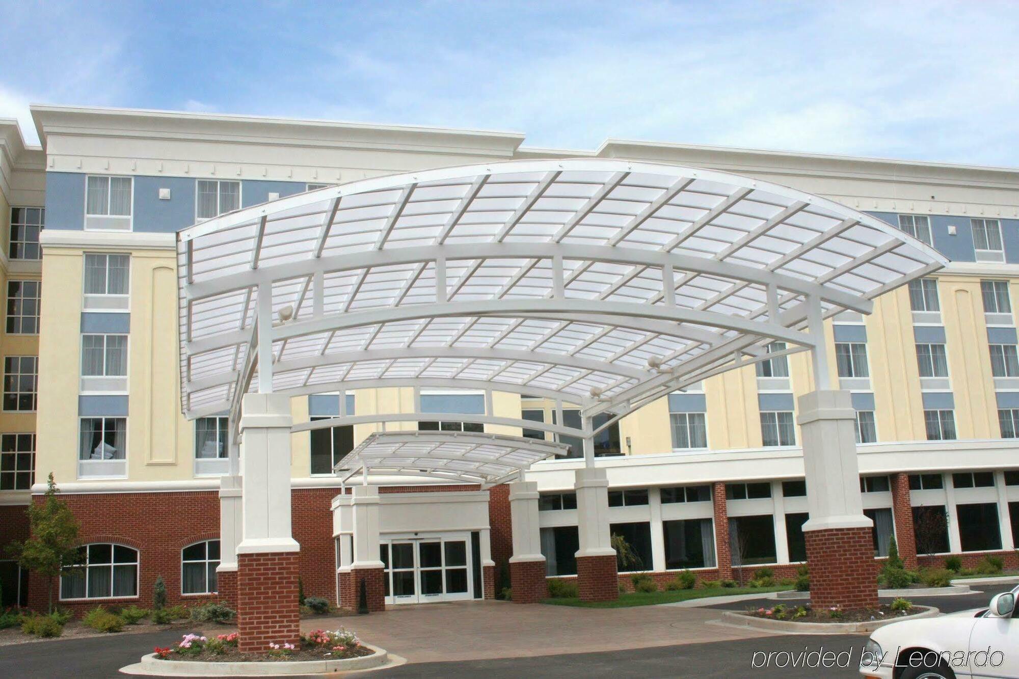 Delta Hotels By Marriott Huntington Mall Barboursville Exterior foto