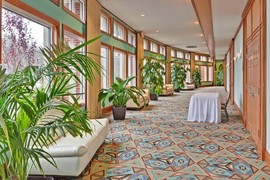 Delta Hotels By Marriott Huntington Mall Barboursville Exterior foto